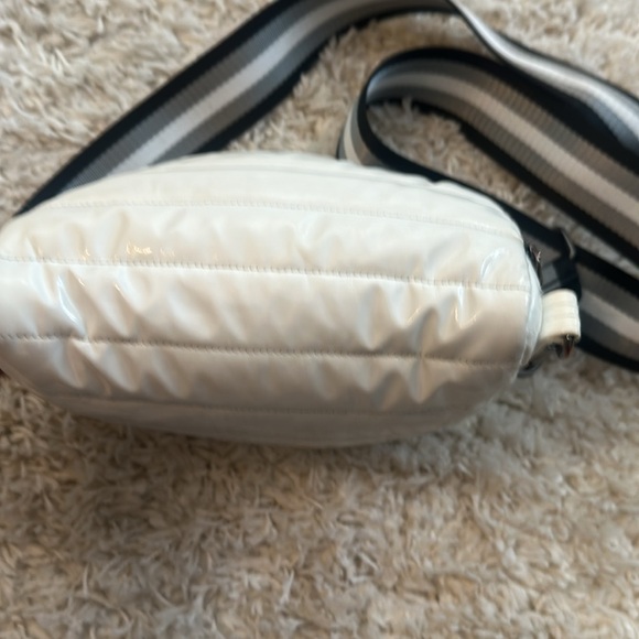 THINK ROYLN GIGI glossy white puffer crossbody - Picture 8 of 12